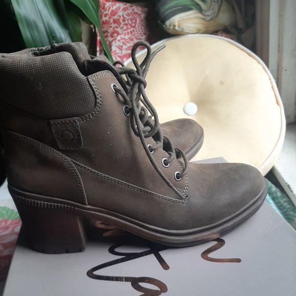 Sold!!! - Picture 1 of 13